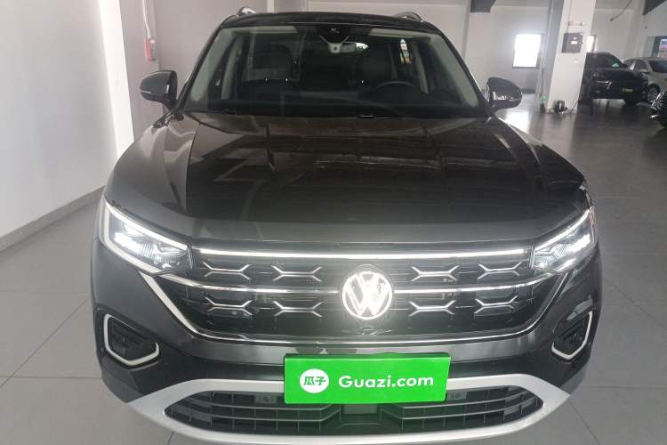 Used Volkswagen Tayron 2023 280TSI Two-Wheel-Drive Luxury Plus Advanced Version Front