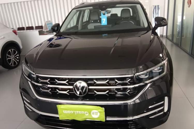 Used Volkswagen Tayron 2023 330TSI Two-Wheel-Drive R-Line High-Energy Version Front