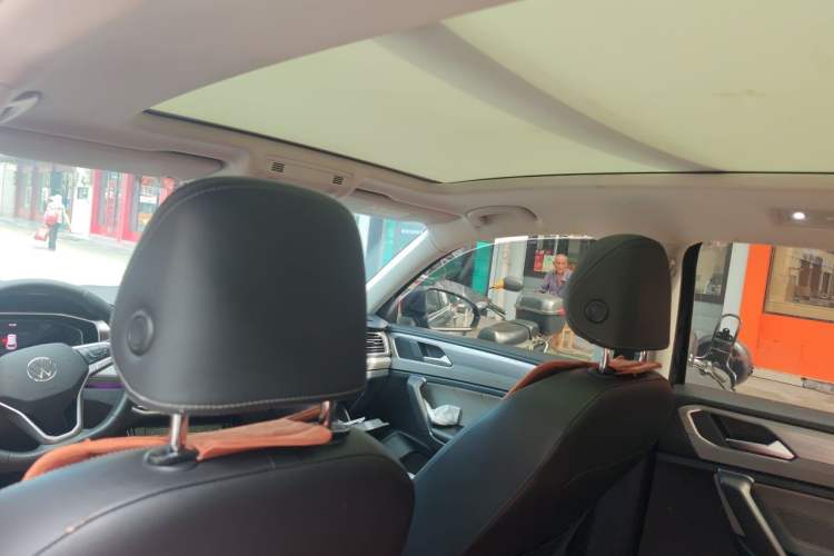 Used Volkswagen Tayron 2023 330TSI Two-Wheel-Drive R-Line High-Energy Version Headliner