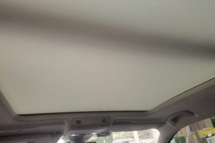 Used Volkswagen Tayron 2023 330TSI Two-Wheel-Drive R-Line High-Energy Version Headliner