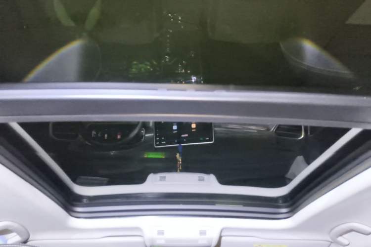 Used Volkswagen Tayron 2023 330TSI Two-Wheel-Drive R-Line High-Energy Version Headliner