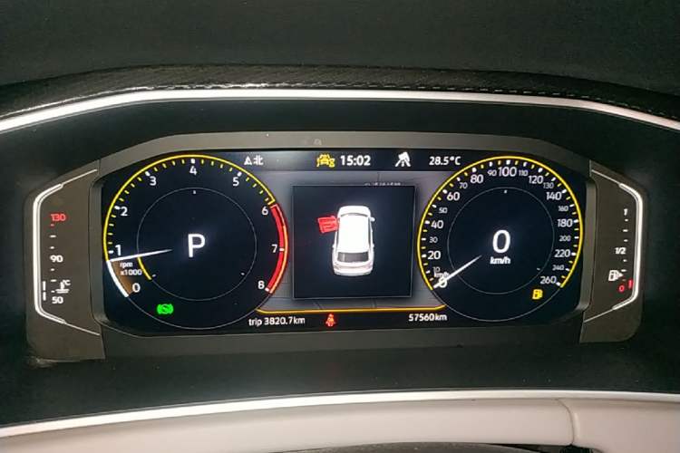Used Volkswagen Tayron 2023 330TSI Two-Wheel-Drive Luxury Plus Advanced Version Instrument Cluster