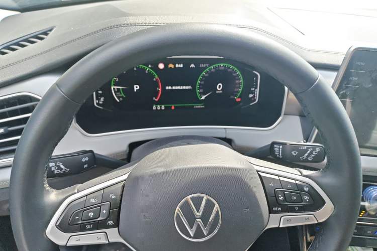 Used Volkswagen Tayron 2023 330TSI Two-Wheel-Drive R-Line High-Energy Version Instrument Cluster