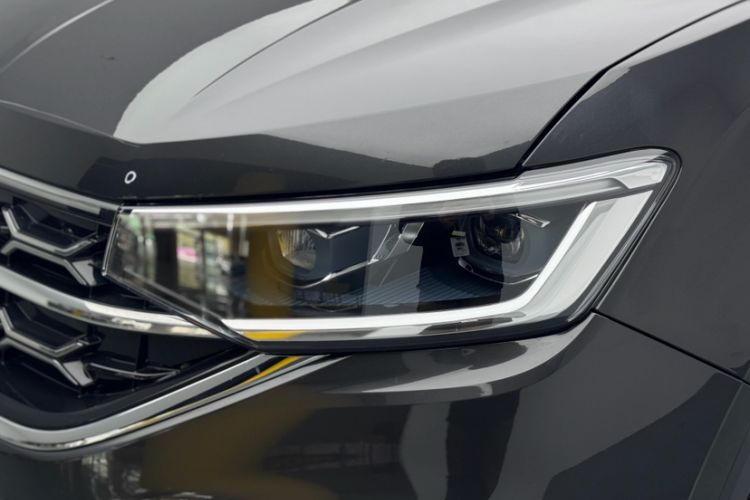Used Volkswagen Tayron 2023 330TSI Two-Wheel-Drive Luxury Plus Advanced Version Left Front Headlight