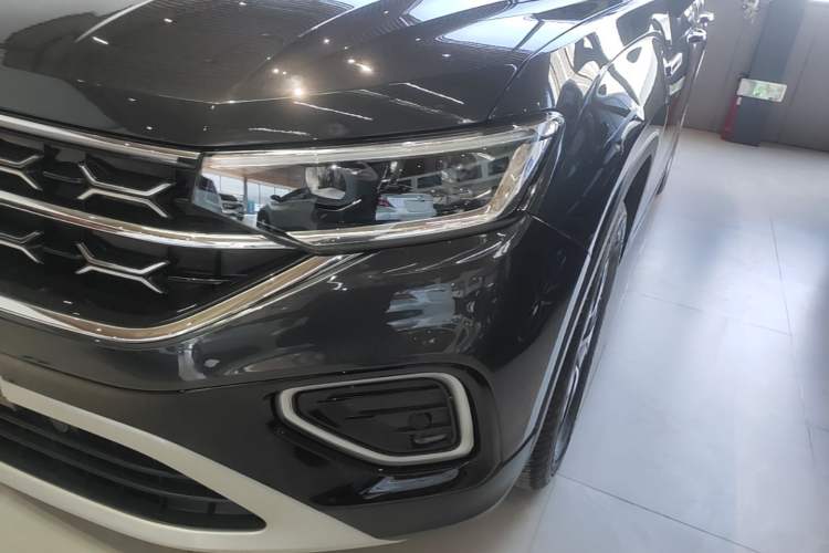 Used Volkswagen Tayron 2023 330TSI Two-Wheel-Drive Luxury Plus Advanced Version Left Front Headlight