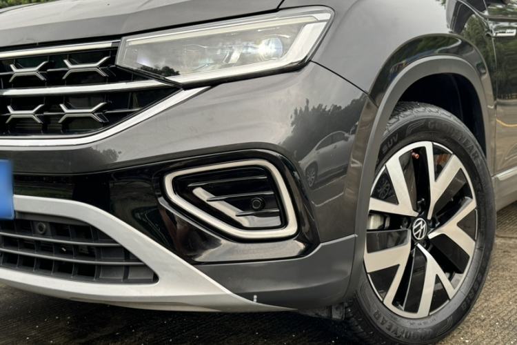 Used Volkswagen Tayron 2023 330TSI Two-Wheel-Drive Luxury Plus Advanced Version Left Front Headlight