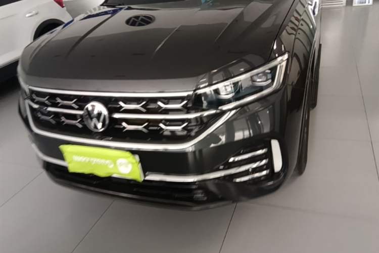 Used Volkswagen Tayron 2023 330TSI Two-Wheel-Drive R-Line High-Energy Version Left Front Headlight