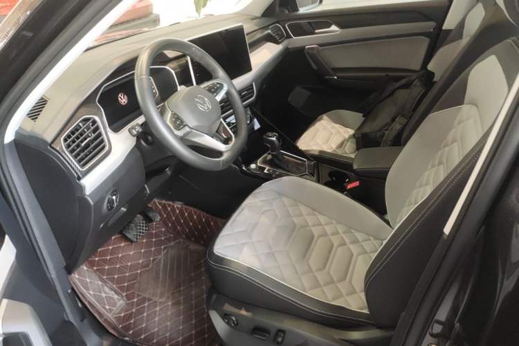 Used Volkswagen Tayron 2023 330TSI Two-Wheel-Drive Luxury Plus Advanced Version Left Front Seat