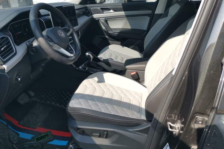 Used Volkswagen Tayron 2023 300TSI Two-Wheel-Drive Luxury Plus Advanced Edition Left Front Seat