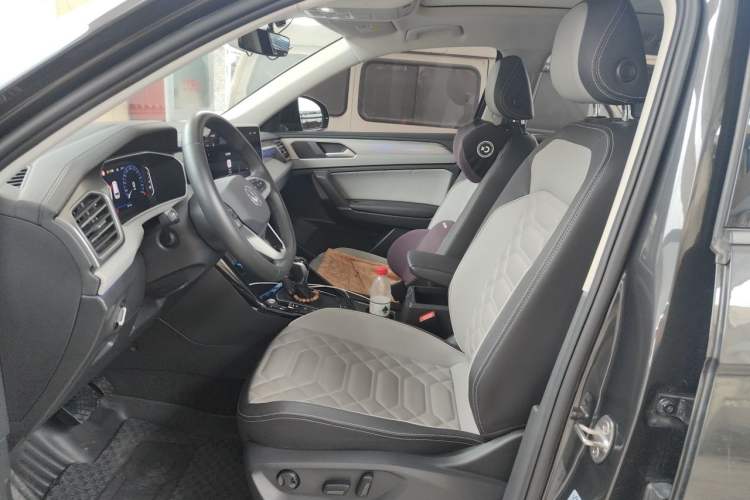 Used Volkswagen Tayron 2023 330TSI Two-Wheel-Drive R-Line High-Energy Version Left Front Seat