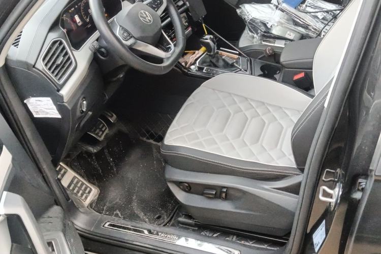 Used Volkswagen Tayron 2023 330TSI Two-Wheel-Drive Luxury Plus Advanced Version Left Front Seat