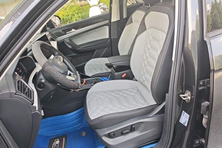 Used Volkswagen Tayron 2023 280TSI Two-Wheel-Drive Luxury Plus Advanced Version Left Front Seat