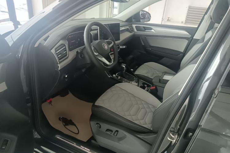 Used Volkswagen Tayron 2023 330TSI Two-Wheel-Drive R-Line High-Energy Version Left Front Seat