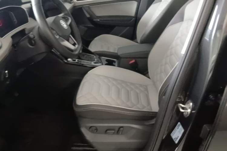 Used Volkswagen Tayron 2023 330TSI Two-Wheel-Drive R-Line High-Energy Version Left Front Seat