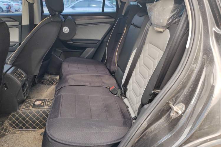 Used Volkswagen Tayron 2023 330TSI Two-Wheel-Drive Luxury Plus Advanced Version Left Rear Seat