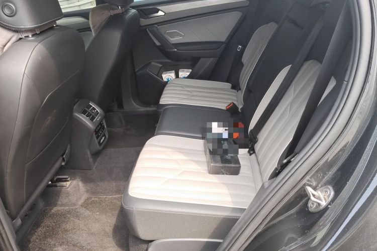 Used Volkswagen Tayron 2023 380TSI Four-Wheel Drive R-Line Pro Smart Edition Left Rear Seat