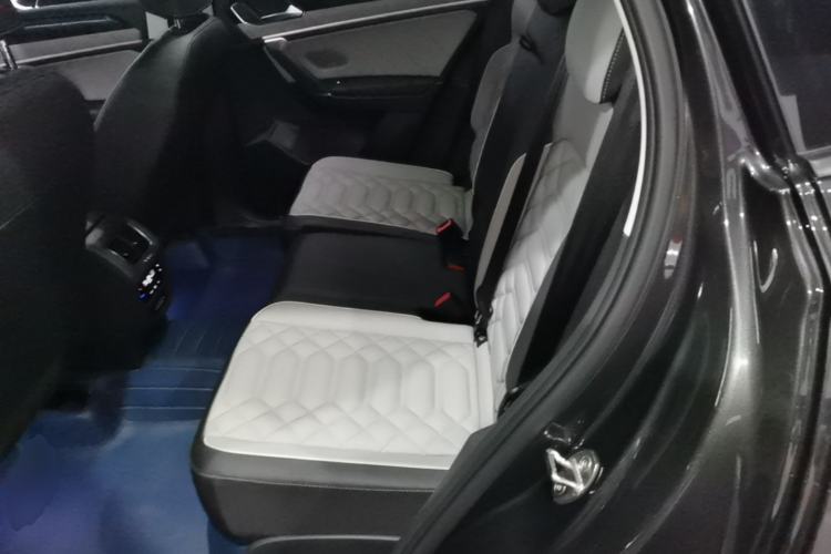 Used Volkswagen Tayron 2023 330TSI Two-Wheel-Drive Luxury Plus Advanced Version Left Rear Seat