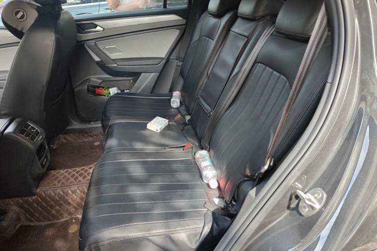 Used Volkswagen Tayron 2023 380TSI Four-Wheel Drive R-Line Pro Smart Edition Left Rear Seat