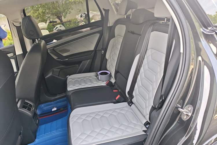 Used Volkswagen Tayron 2023 280TSI Two-Wheel-Drive Luxury Plus Advanced Version Left Rear Seat