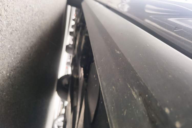 Used Volkswagen Tayron 2023 330TSI Two-Wheel-Drive R-Line High-Energy Version Left Side Sill