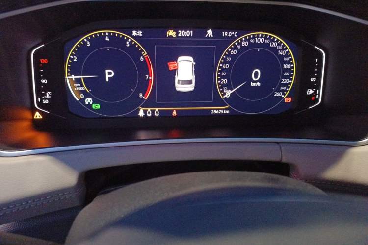Used Volkswagen Tayron 2023 330TSI Two-Wheel-Drive Luxury Plus Advanced Version Odometer Close Up