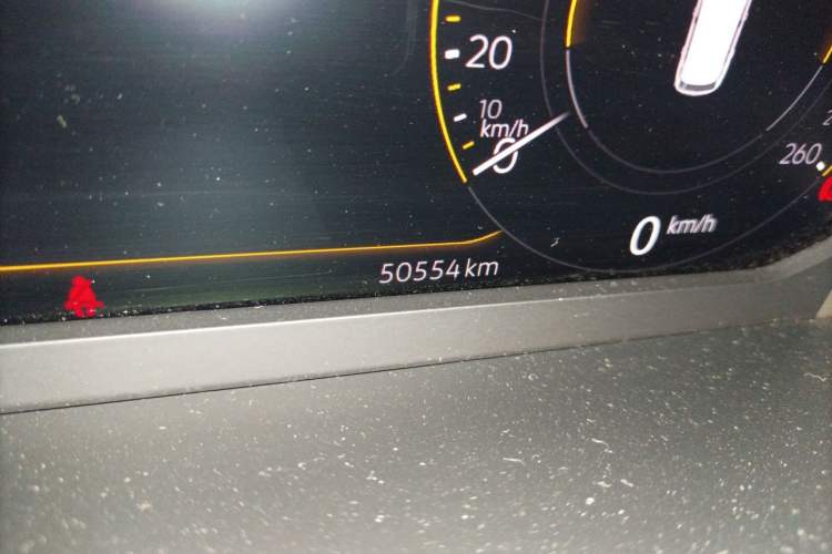 Used Volkswagen Tayron 2023 300TSI Two-Wheel-Drive Luxury Plus Advanced Edition Odometer Close Up