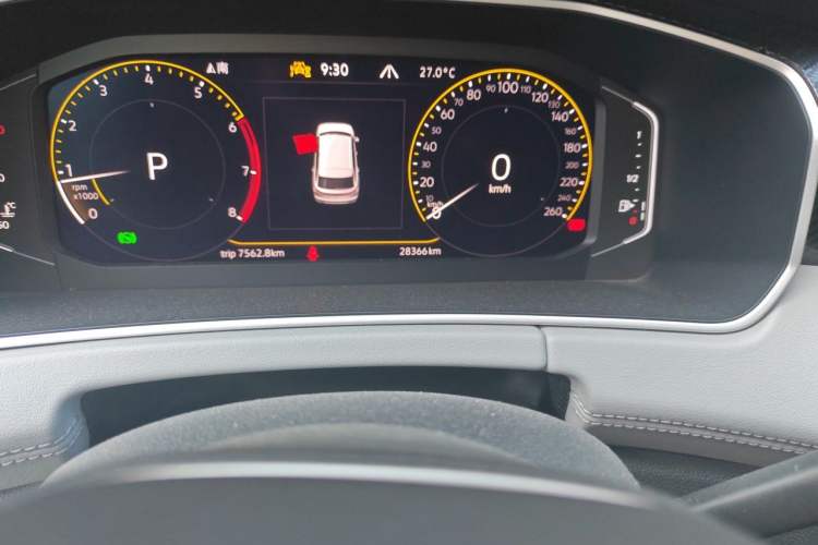 Used Volkswagen Tayron 2023 330TSI Two-Wheel-Drive Luxury Plus Advanced Version Odometer Close Up