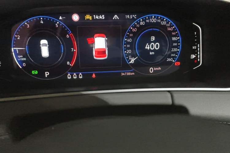 Used Volkswagen Tayron 2023 330TSI Two-Wheel-Drive R-Line High-Energy Version Odometer Close Up