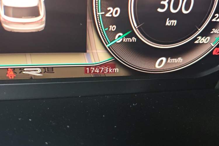 Used Volkswagen Tayron 2023 280TSI Two-Wheel-Drive Luxury Plus Advanced Version Odometer Close Up
