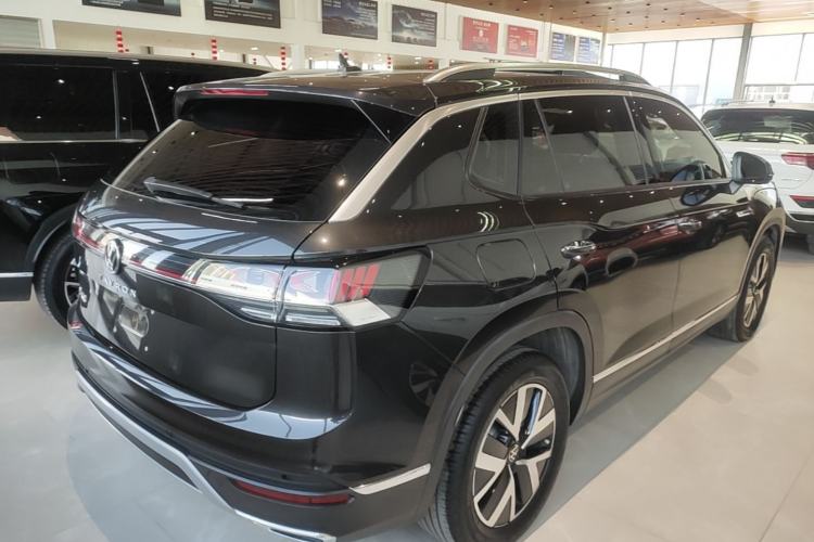 Used Volkswagen Tayron 2023 330TSI Two-Wheel-Drive Luxury Plus Advanced Version Rear Right 45 Deg