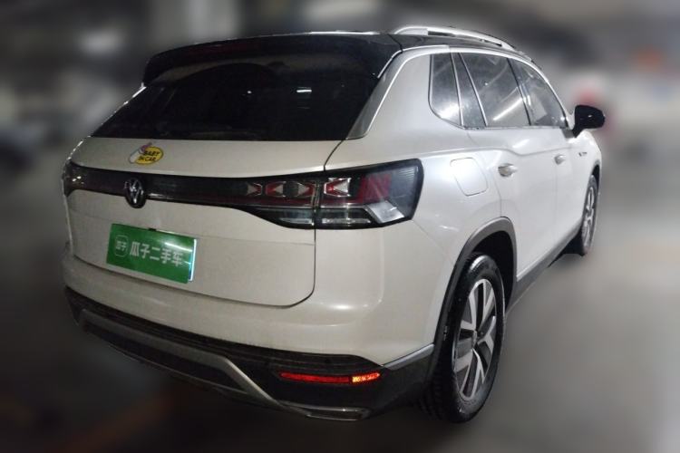 Used Volkswagen Tayron 2023 300TSI Two-Wheel-Drive Luxury Plus Advanced Edition Rear Right 45 Deg