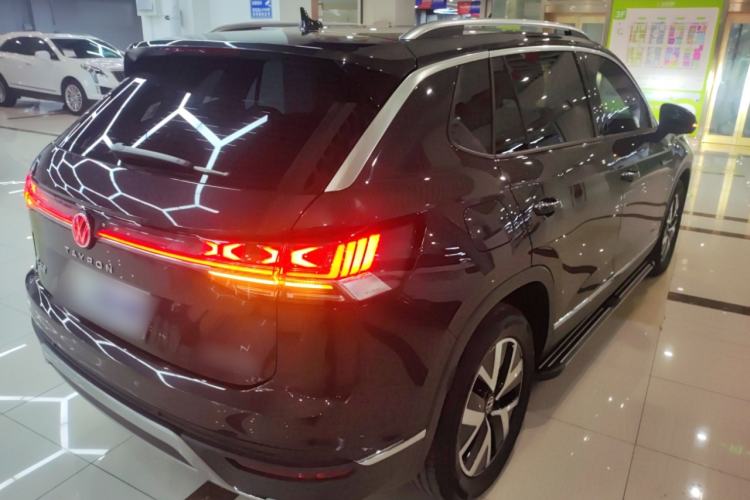 Used Volkswagen Tayron 2023 330TSI Two-Wheel-Drive Luxury Plus Advanced Version Rear Right 45 Deg
