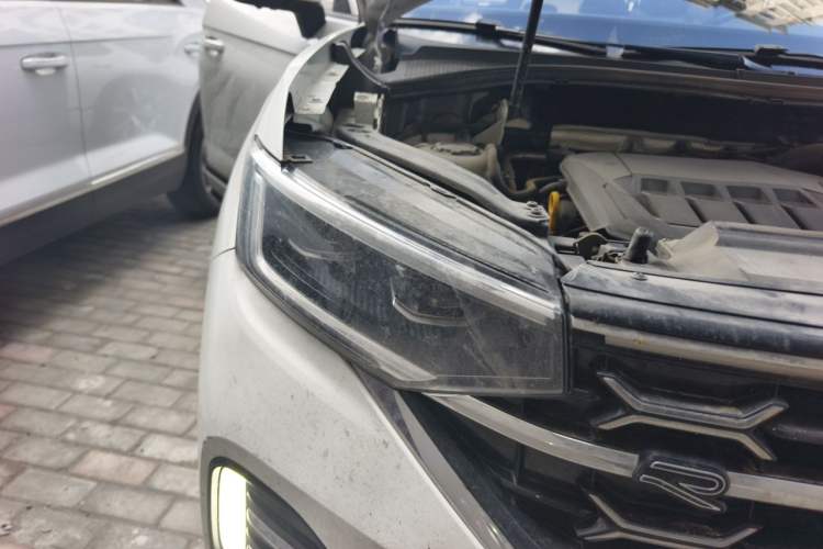 Used Volkswagen Tayron 2023 380TSI Four-Wheel Drive R-Line Pro Smart Edition Right Front Headlight