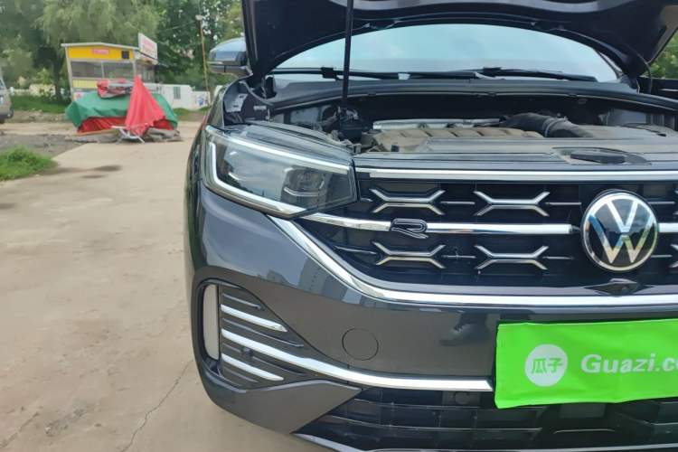 Used Volkswagen Tayron 2023 Revised Version 380TSI All-Wheel Drive R-Line Pro Smart Edition Right Front Headlight