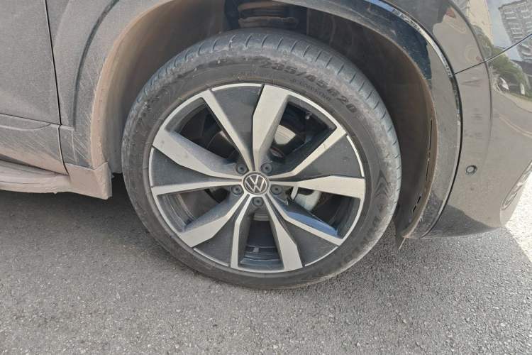 Used Volkswagen Tayron 2023 380TSI Four-Wheel Drive R-Line Pro Smart Edition Right Front Wheel Hub