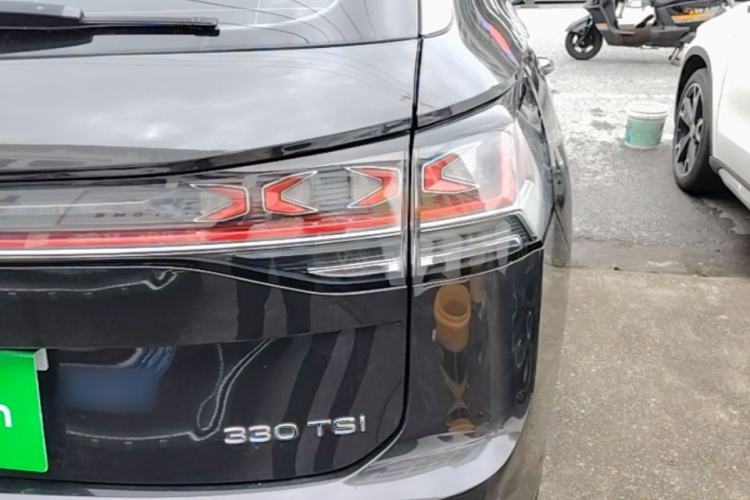 Used Volkswagen Tayron 2023 330TSI Two-Wheel-Drive R-Line High-Energy Version Right Rear Taillight