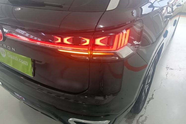 Used Volkswagen Tayron 2023 330TSI Two-Wheel-Drive R-Line High-Energy Version Right Rear Taillight