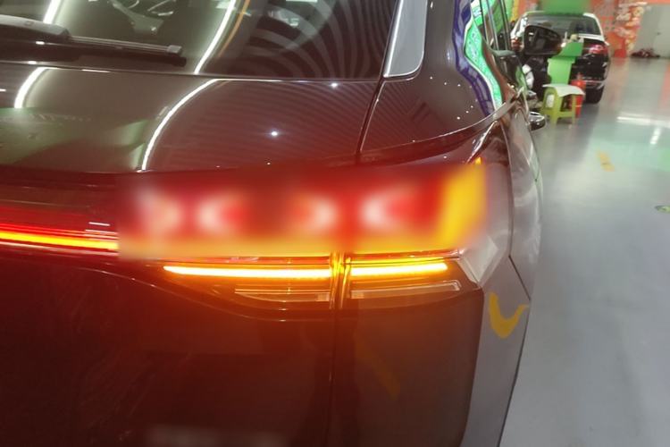 Used Volkswagen Tayron 2023 330TSI Two-Wheel-Drive Luxury Plus Advanced Version Right Rear Taillight