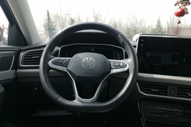 Used Volkswagen Tayron 2023 280TSI Two-Wheel-Drive Luxury Plus Advanced Version Steering Wheel