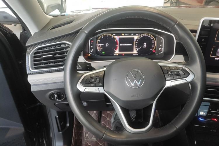 Used Volkswagen Tayron 2023 330TSI Two-Wheel-Drive Luxury Plus Advanced Version Steering Wheel