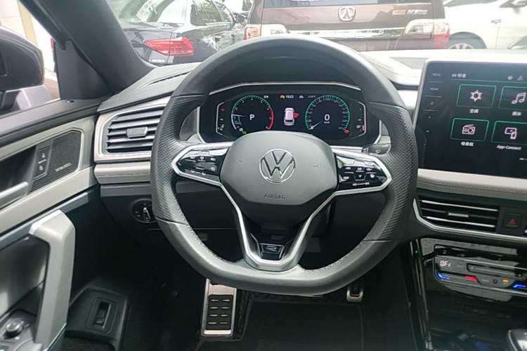 Used Volkswagen Tayron 2023 Revised Version 380TSI All-Wheel Drive R-Line Pro Smart Edition Steering Wheel