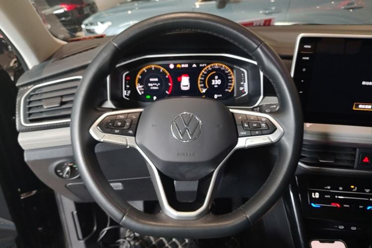 Used Volkswagen Tayron 2023 330TSI Two-Wheel-Drive Luxury Plus Advanced Version Steering Wheel