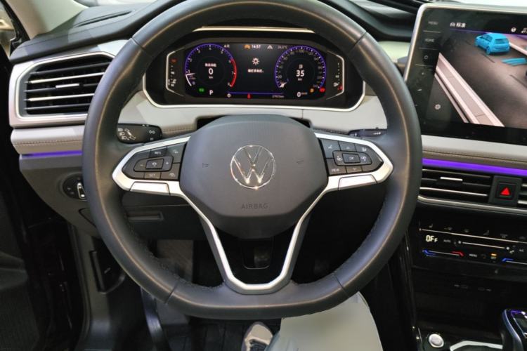 Used Volkswagen Tayron 2023 330TSI Two-Wheel-Drive R-Line High-Energy Version Steering Wheel