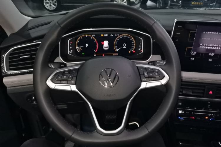 Used Volkswagen Tayron 2023 330TSI Two-Wheel-Drive Luxury Plus Advanced Version Steering Wheel