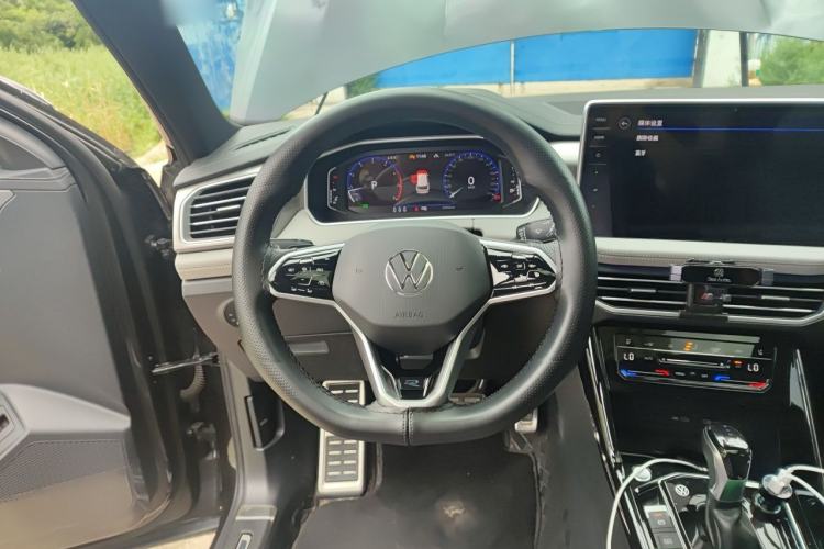 Used Volkswagen Tayron 2023 Revised Version 380TSI All-Wheel Drive R-Line Pro Smart Edition Steering Wheel