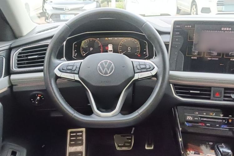 Used Volkswagen Tayron 2023 330TSI Two-Wheel-Drive Luxury Plus Advanced Version Steering Wheel