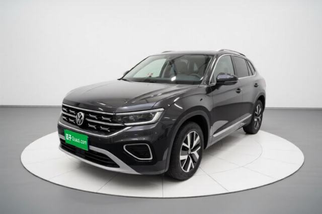Ojetý Volkswagen Tayron 2023 330TSI Two-Wheel-Drive Luxury Plus Advanced Version