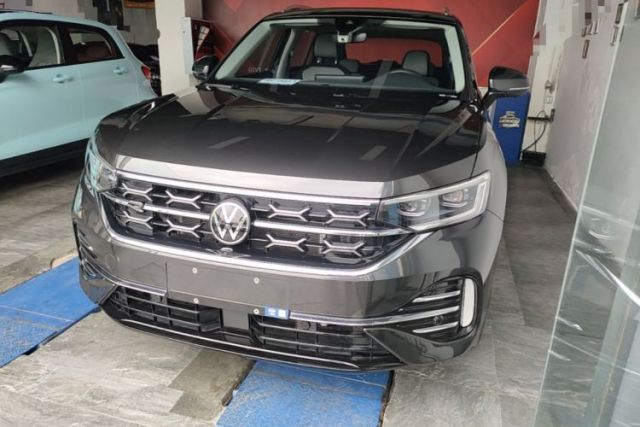 Used Volkswagen Tayron 2023 Revised Version 380TSI All-Wheel Drive R-Line High-Energy Edition