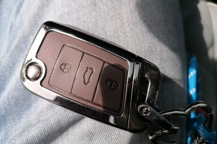 Used Volkswagen Tayron 2023 280TSI Two-Wheel-Drive Luxury Plus Advanced Version Vehicle Key
