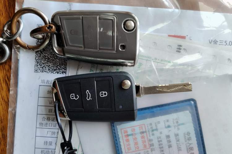 Used Volkswagen Tayron 2023 330TSI Two-Wheel-Drive R-Line High-Energy Version Vehicle Key